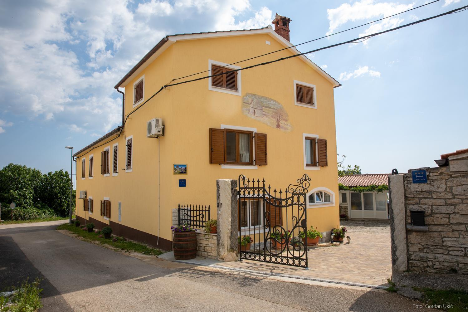 Apartment Faris Kanfanar