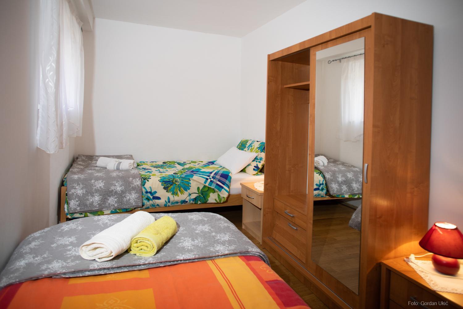 Faris Apartament *