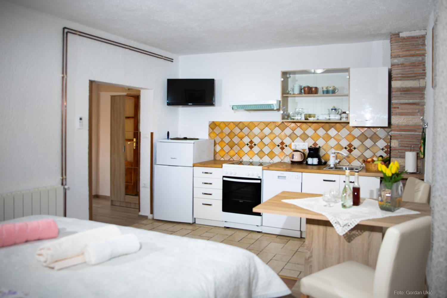 Faris Apartment