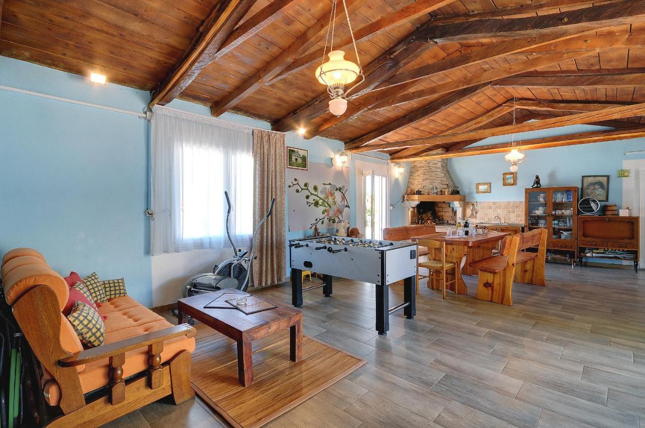 Faris Apartment *